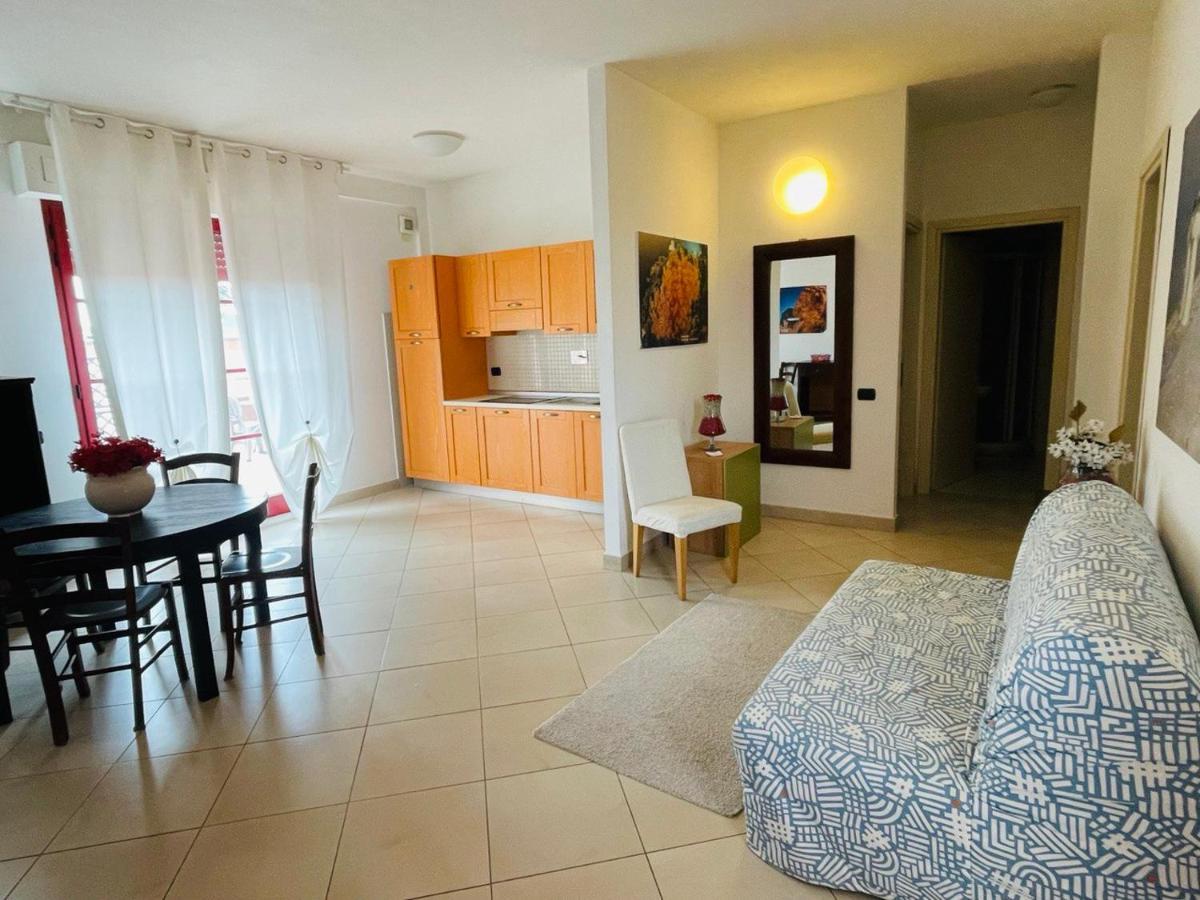 Regina Del Mare Holiday Apartments Tirrenia Exterior foto